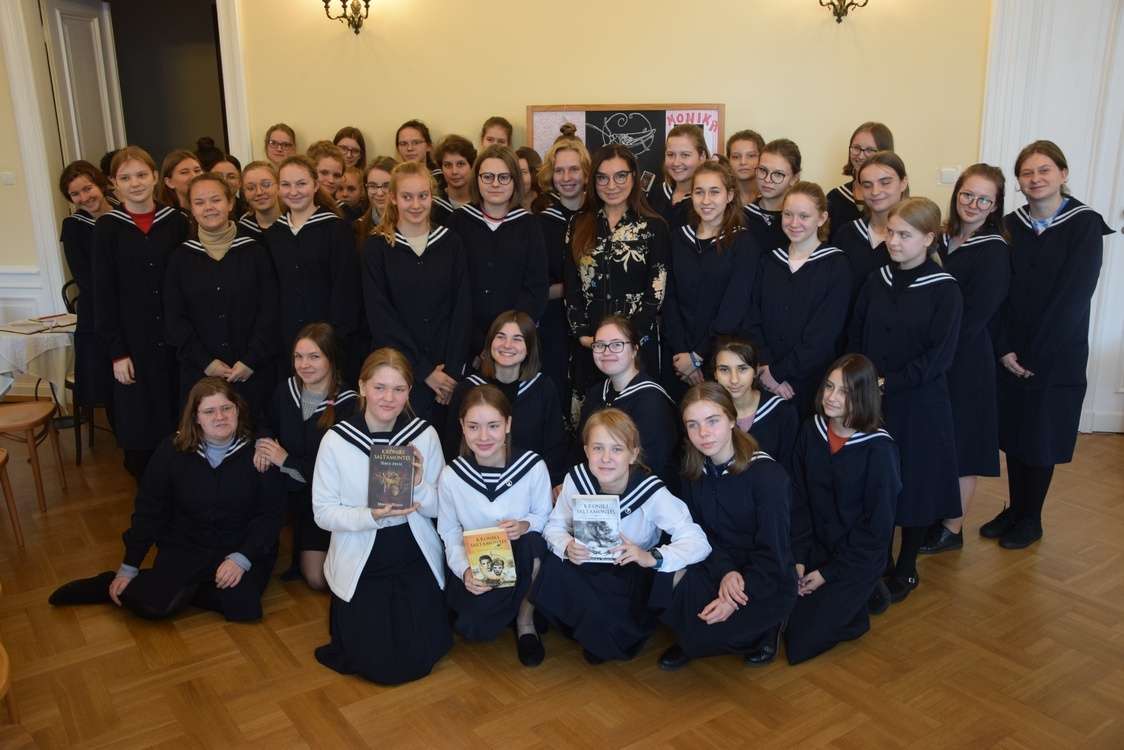 Spotkanie z Moniką Marin