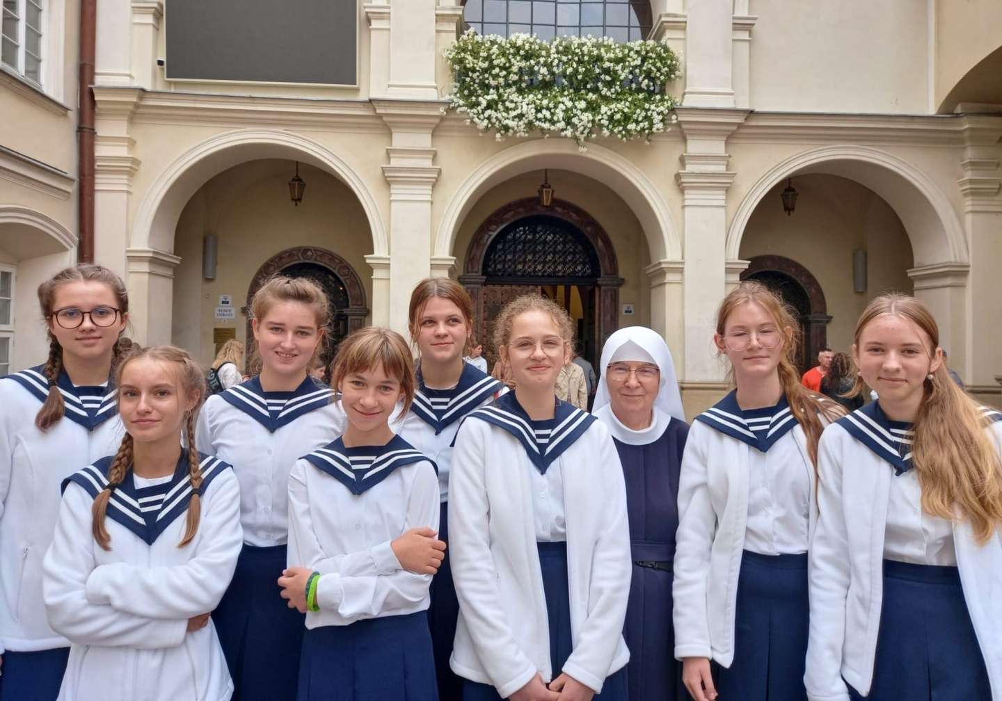 Zawierzenie klas pierwszych Matce Bożej Częstochowskiej