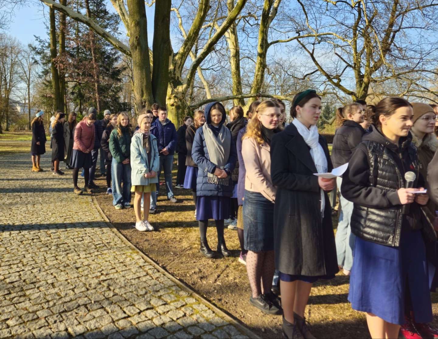Droga Krzyżowa prowadzona przez uczniów kl. I